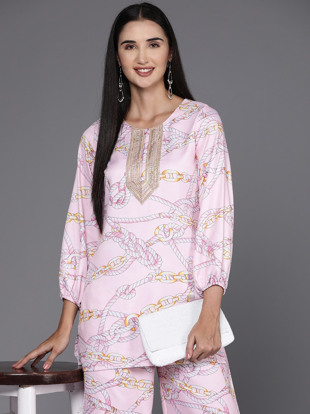 

Ahalyaa Printed Ethnic Tunic with Palazzos, Pink