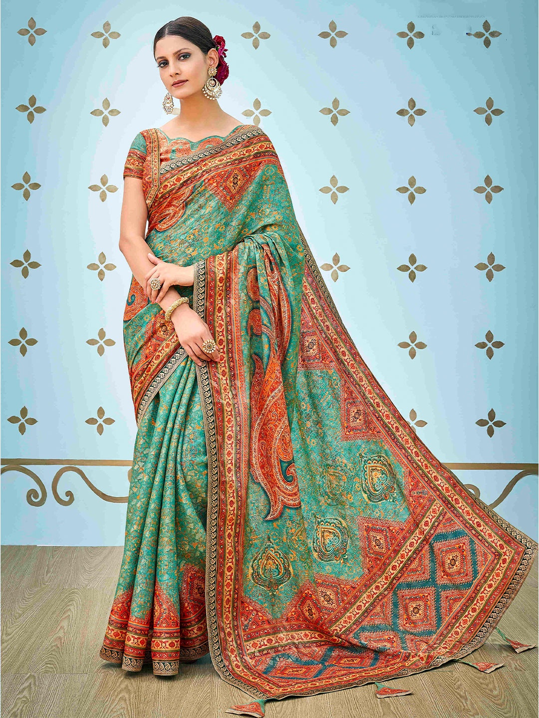 

SAPTRANGI Ethnic Motifs Printed Saree, Brown