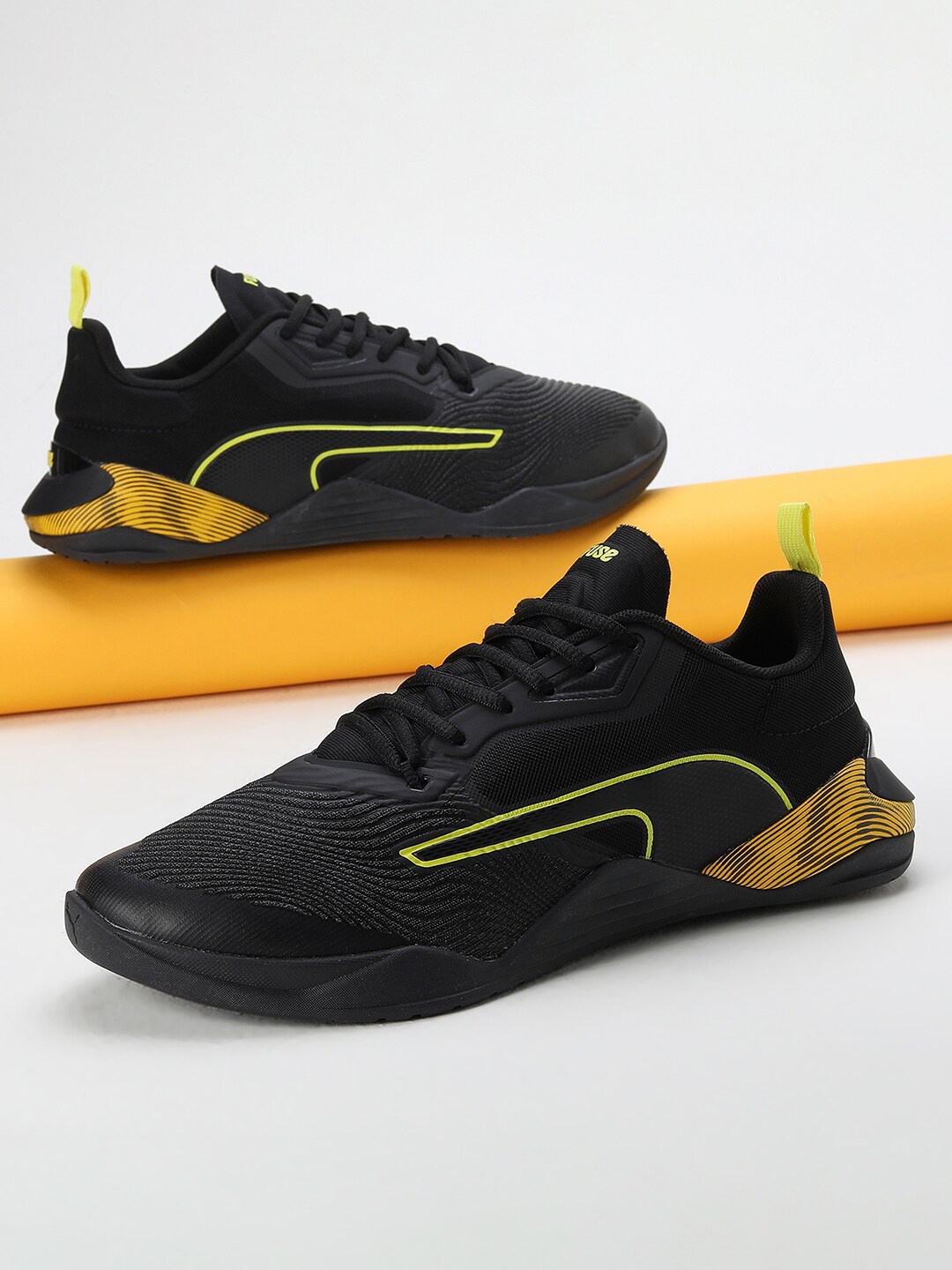 

Puma Men Fuse 2.0 Hyperwave Training Shoes, Black