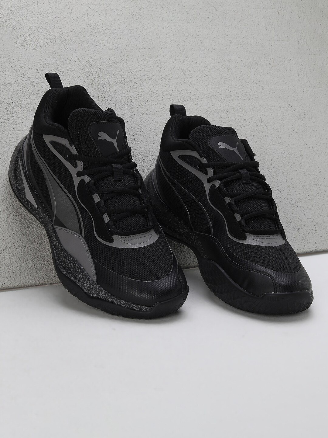 

Puma Unisex Playmaker Pro Trophies Basketball Shoes, Black