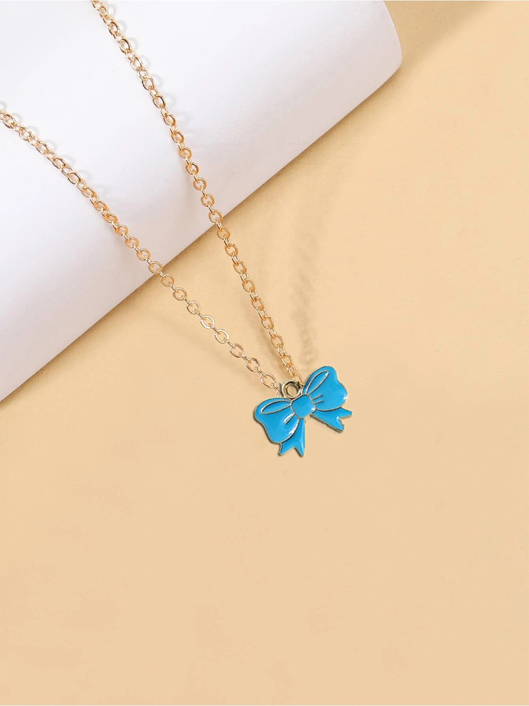 

Pinapes Gold-Plated Statement Necklace