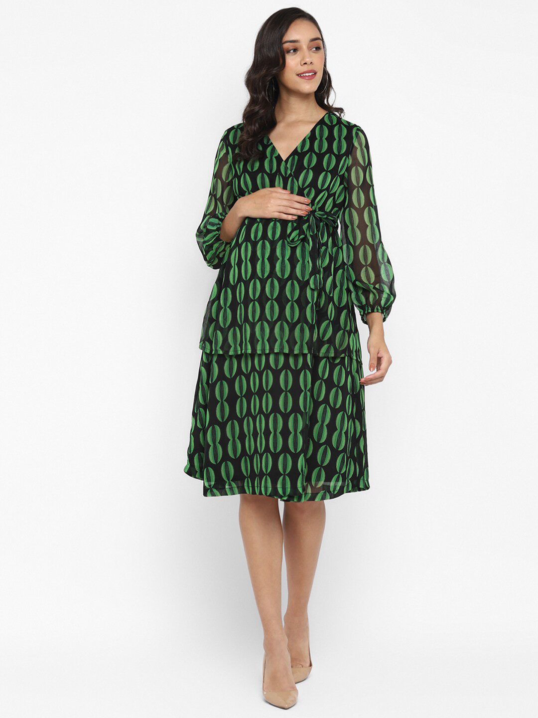 

Momsoon Maternity Abstract Printed Puff Sleeves Tie Ups Wrap Dress, Green