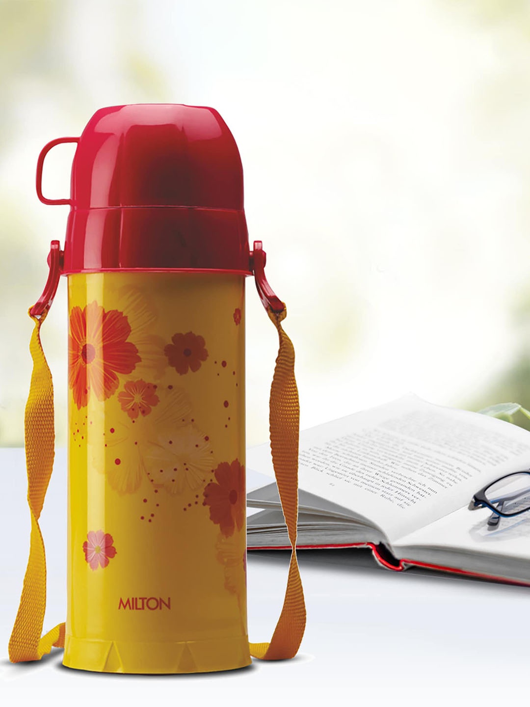 

Milton Eiffel 1000 Yellow Printed Leak Proof Water Bottle 910ml