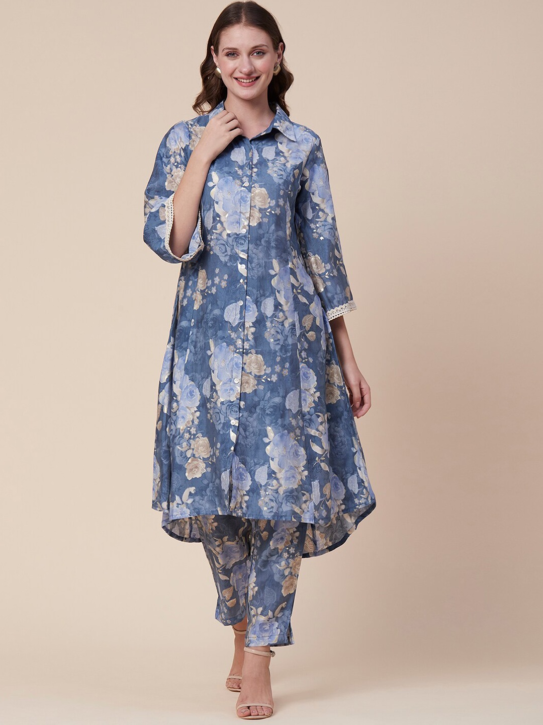 

FASHOR Blue Floral Printed Shirt Collar Panelled A-Line Kurta With Trousers