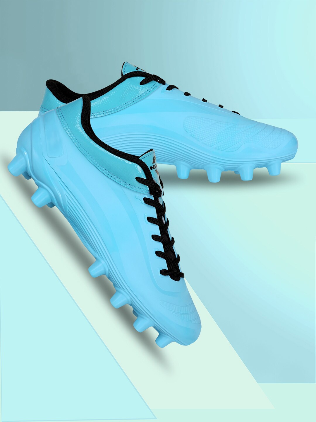 

NIVIA Kids Airstrike Football Shoes, Blue