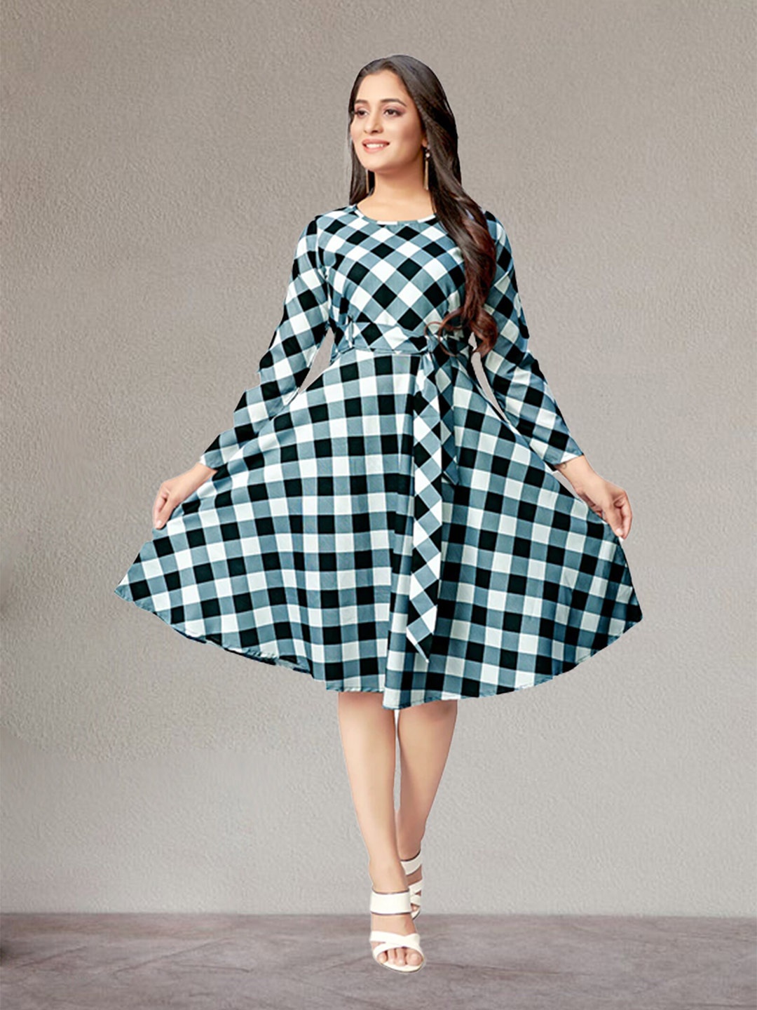 

N N ENTERPRISE Checked Round Neck Belted Fit & Flare Dress, Green