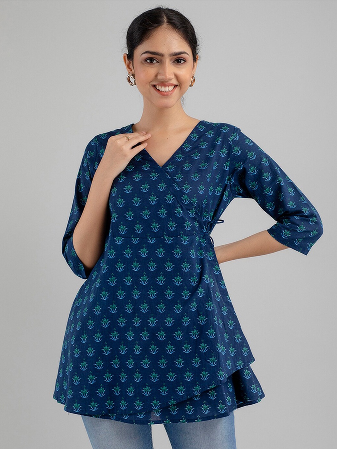 

FERANOID Floral Printed V-Neck Pure Cotton Angrakha Kurti, Blue