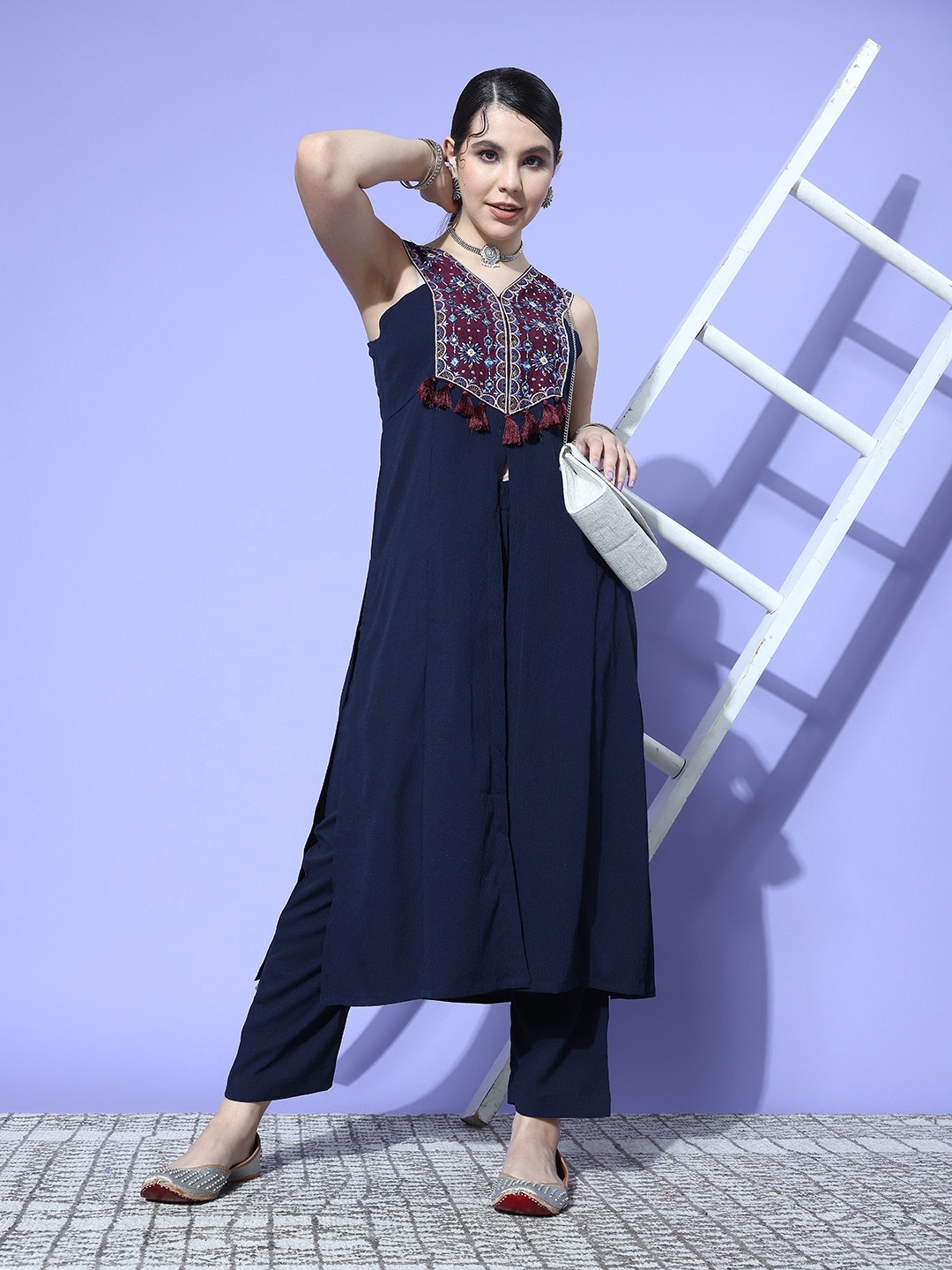 

Varanga Ethnic Motifs Embroidered Mirror Work Kurta with Trousers, Navy blue