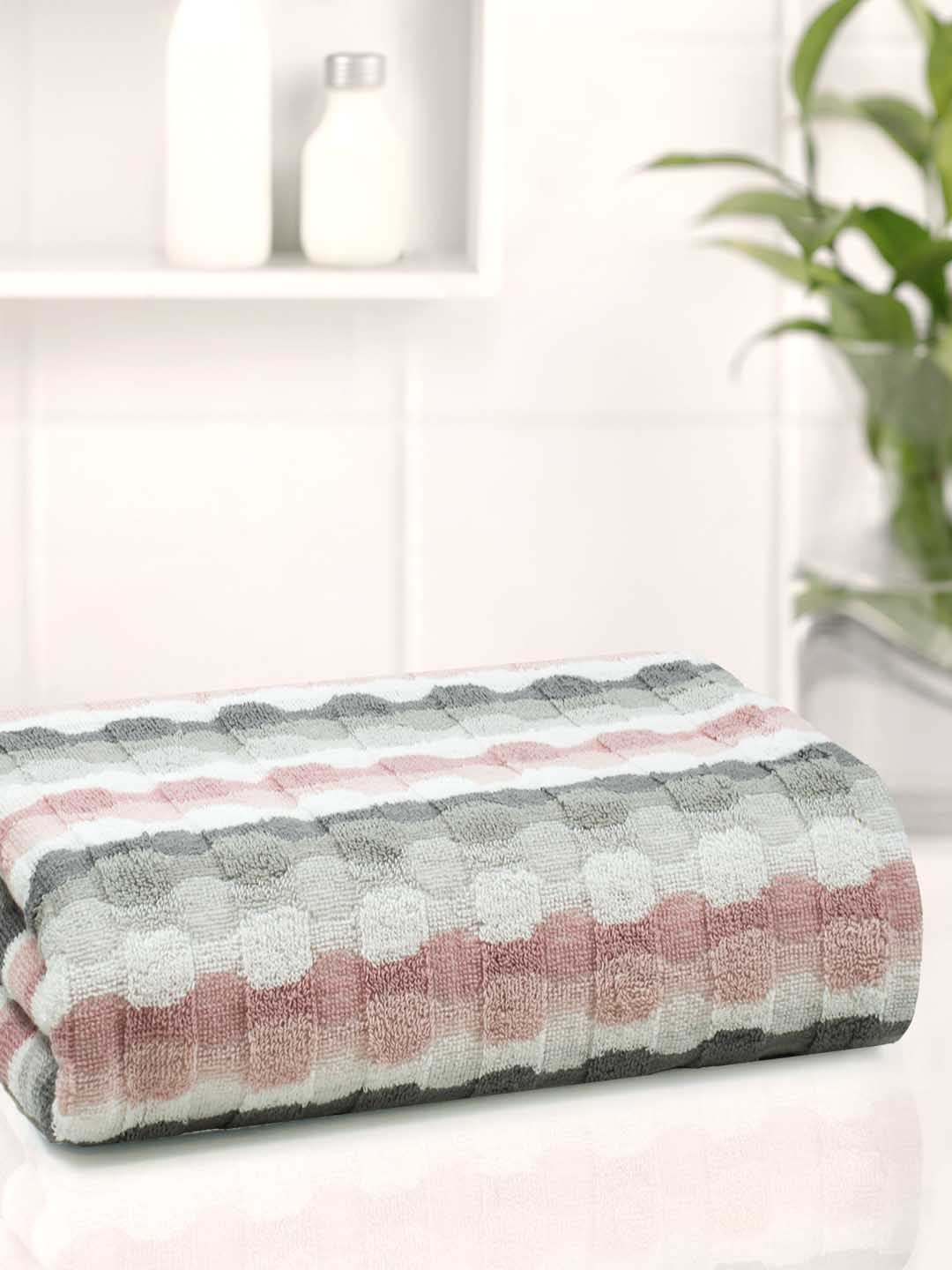 

Anko Grey and Pink Printed 520 GSM Organic Cotton Bath Towel