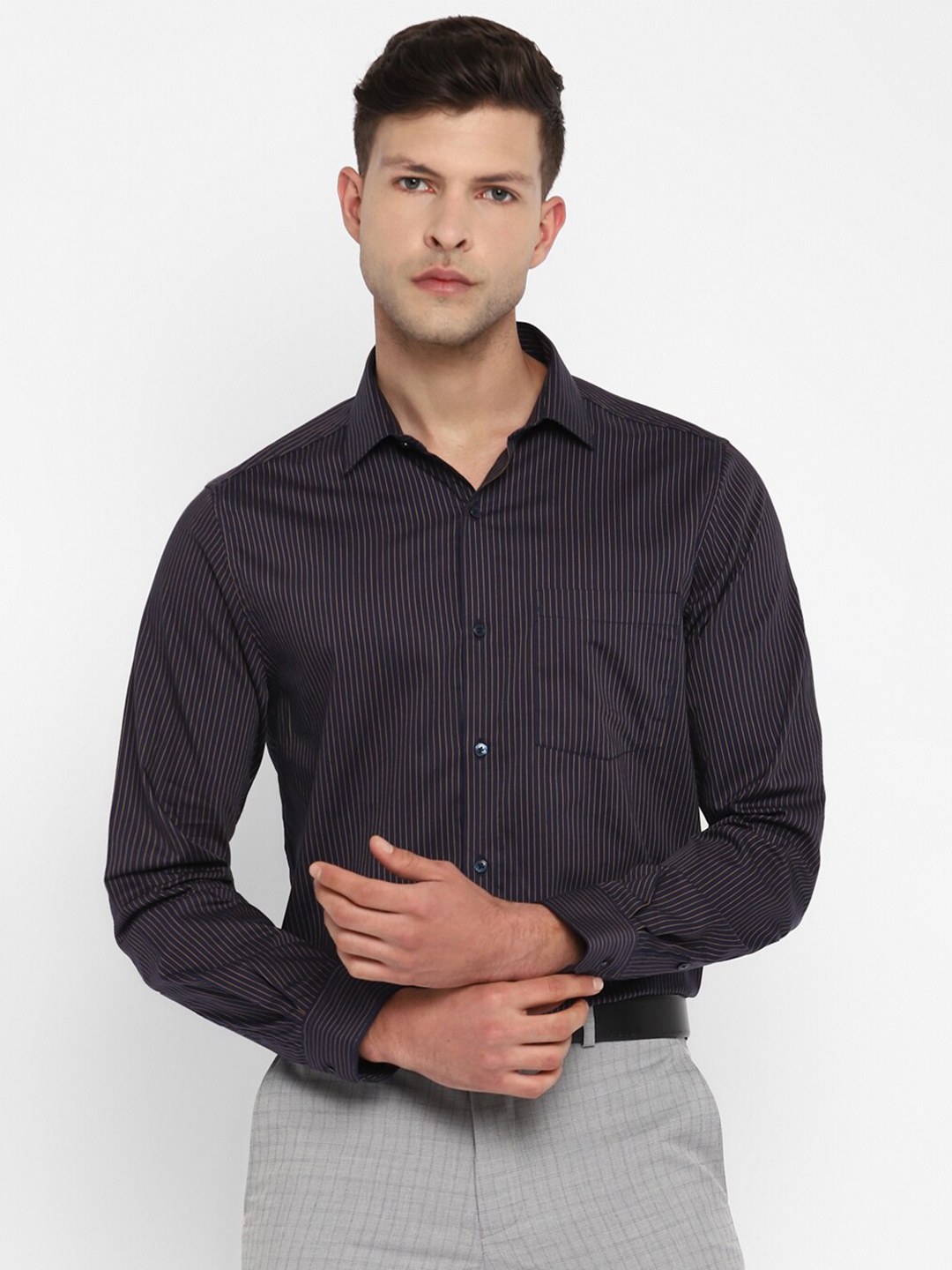 

Turtle Modern Slim Fit Vertical Striped Pure Cotton Formal Shirt, Navy blue
