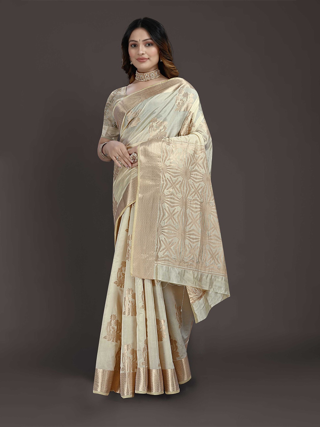 

Mitera Floral Woven Design Zari Banarasi Saree, White