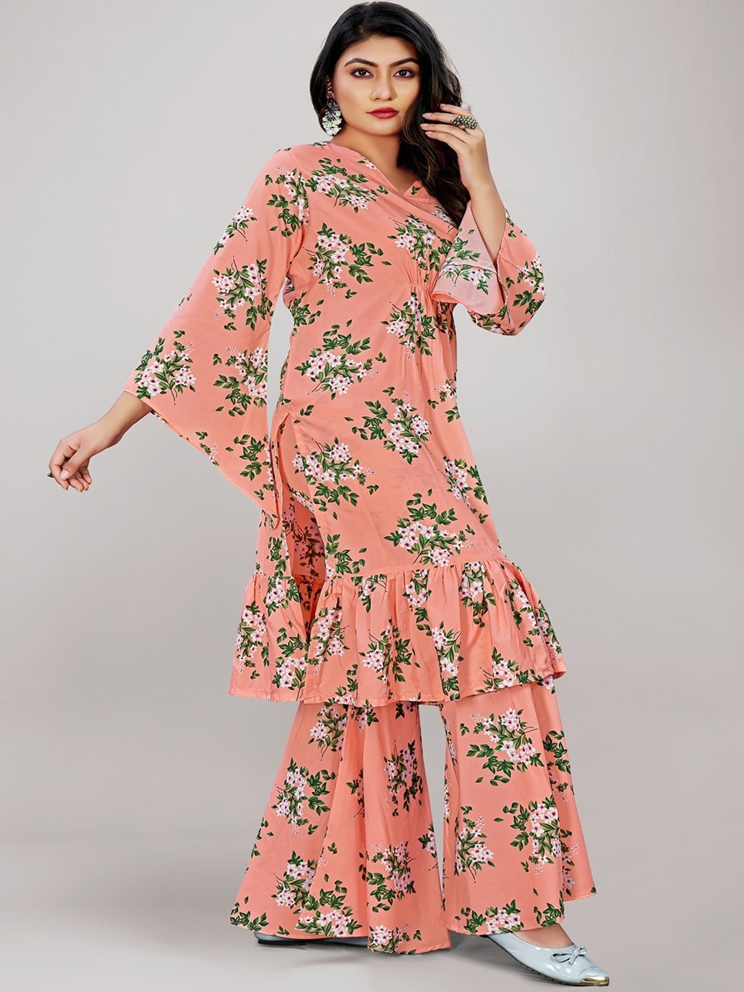

SANADO Floral Printed Flared Sleeves Kurta With Sharara, Peach