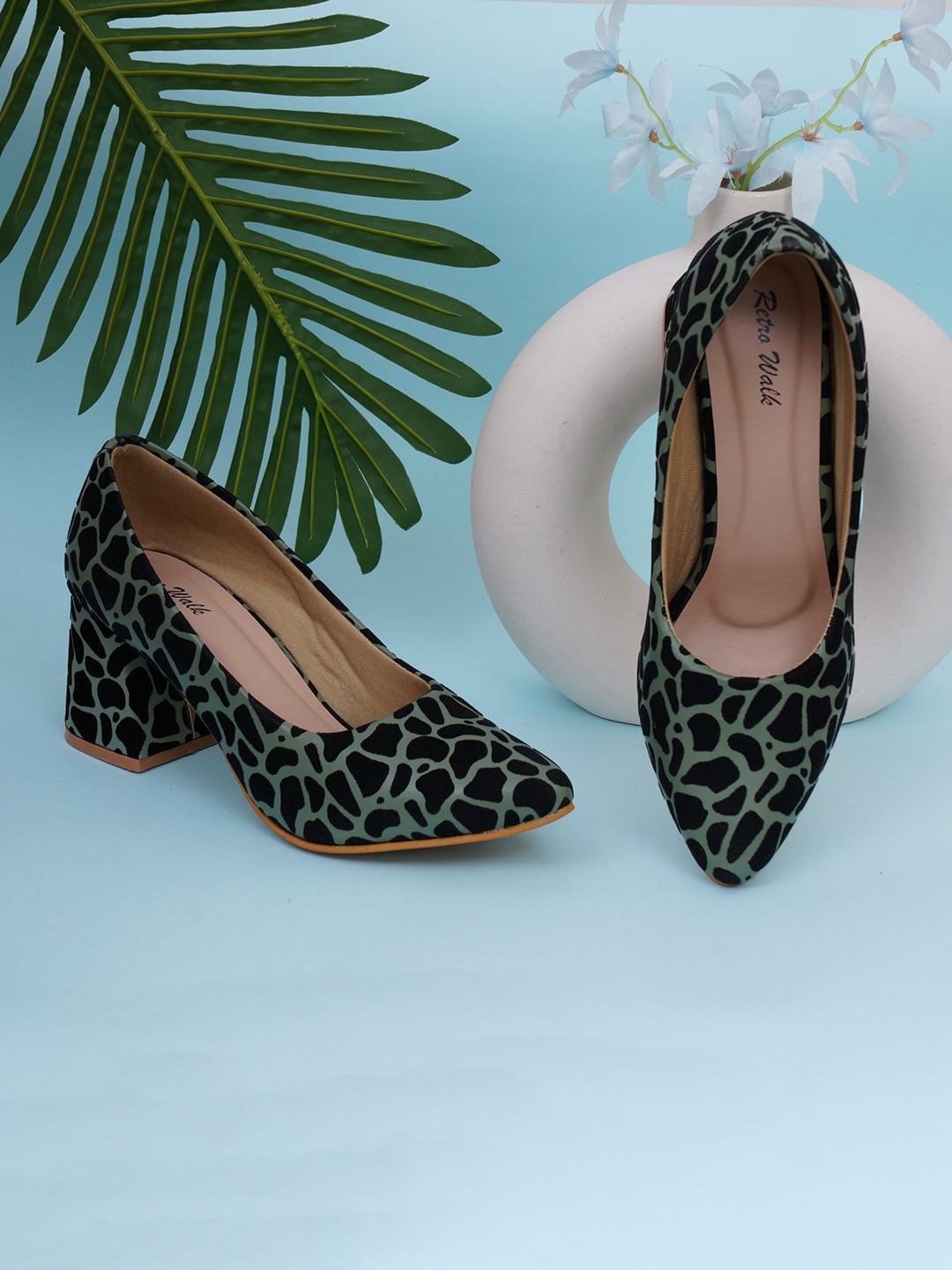 

Retro Walk Printed Velvet Block Heel Pumps, Green