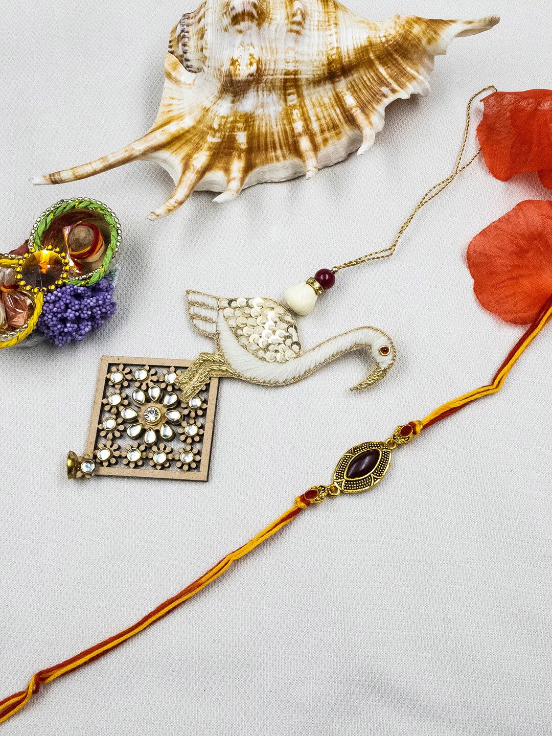 

StileAdda Set Of 2 Swan Design Bhai Bhabhi Rakhi & Roli Chawal Gift Set, White