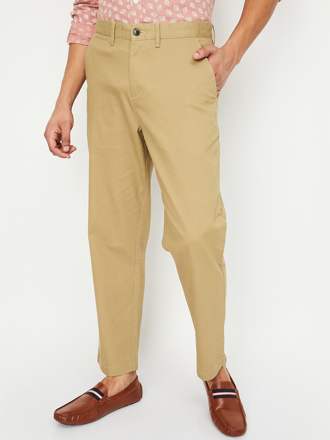 

max Men Mid Rise Plain Chinos, Brown