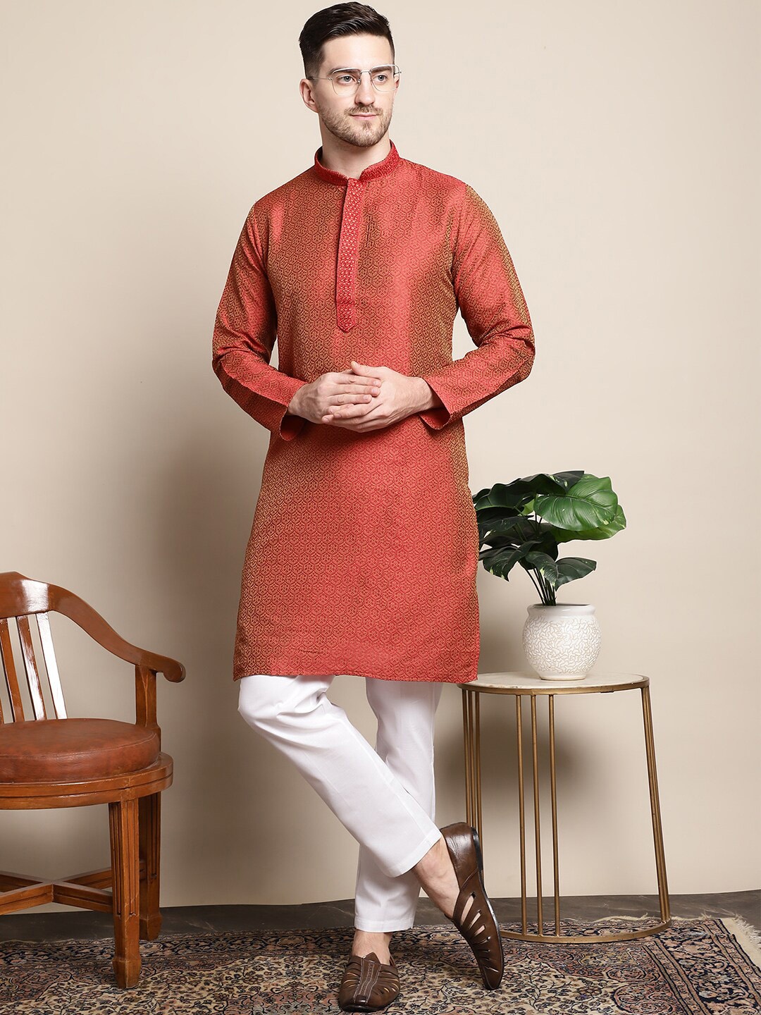 

Anouk Regular Kurta With Pyjamas, Red
