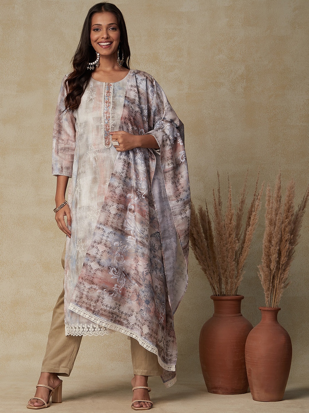 

FASHOR Printed Thread Work Kurta With Trousers & Dupatta, Beige