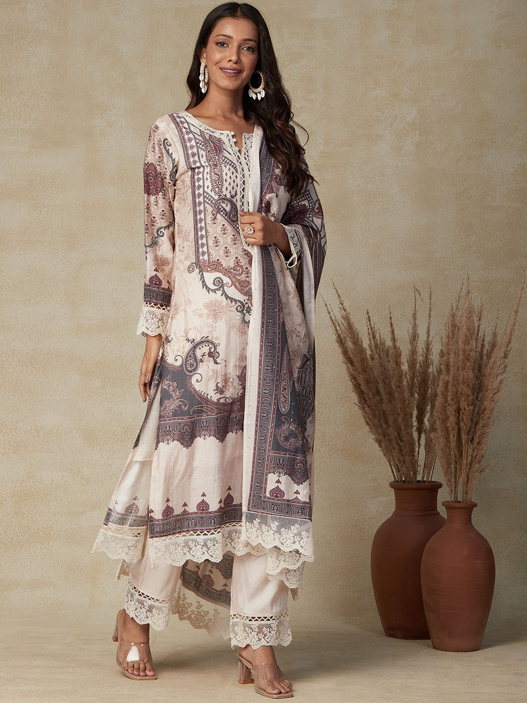 

FASHOR Cream-Coloured Ethnic Motifs Printed Kurta With Trousers & Dupatta