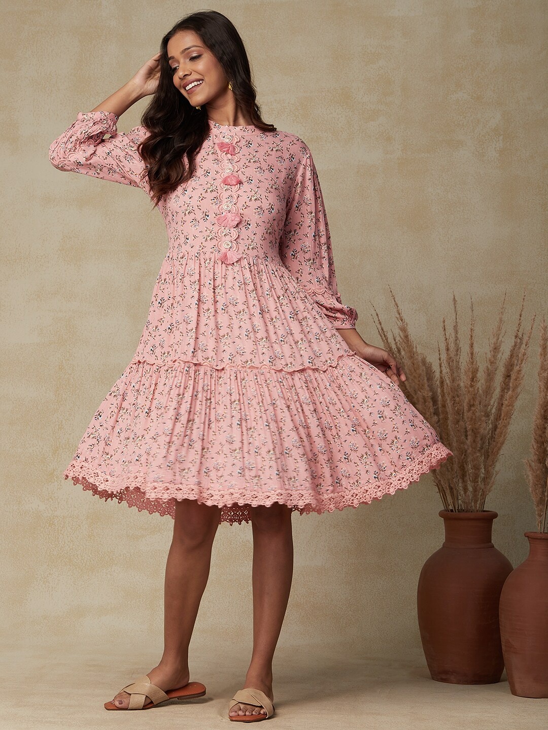 

FASHOR Peach-Coloured Floral Printed Puff Sleeve Tiered Garthered A-Line Dress