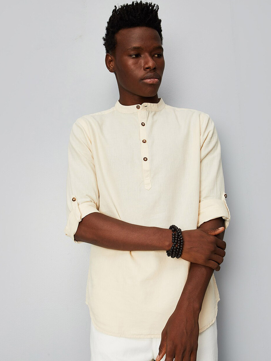 

max Mandarin Collar Cotton Linen Kurta, Beige