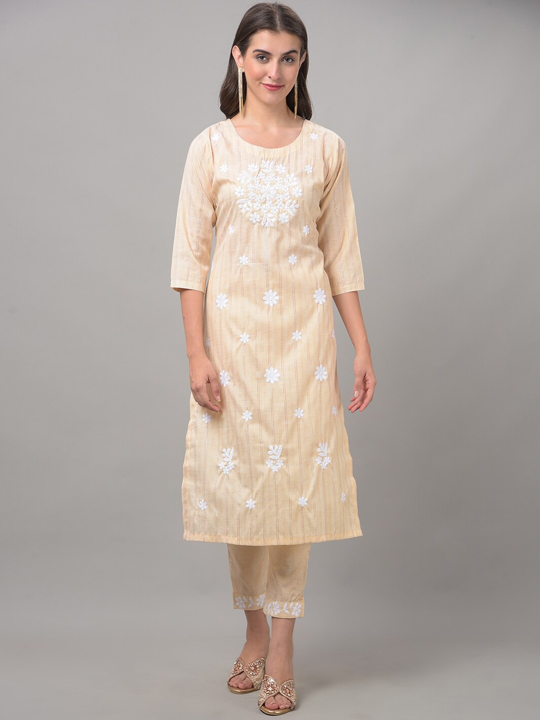 

Dollar Missy Floral Embroidered Regular Thread Work Kurta With Trousers, Beige
