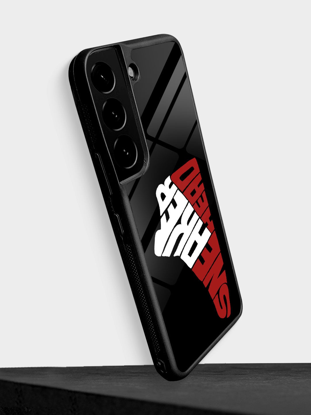 

macmerise Sneakerhead Chicago Samsung S22 Back Case, Black