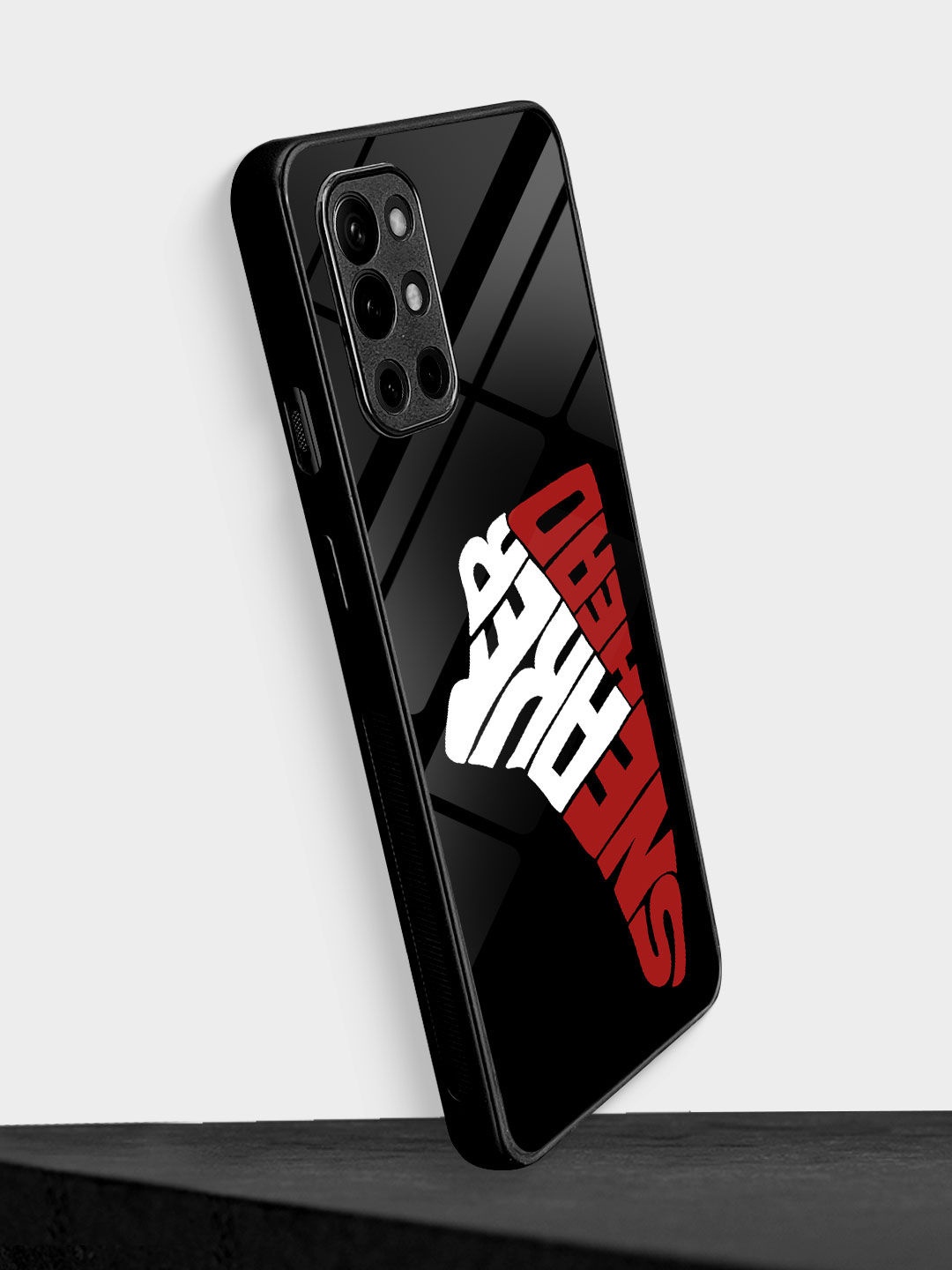 

macmerise Sneakerhead Chicago Glass OnePlus 9R Phone Back Case, Black