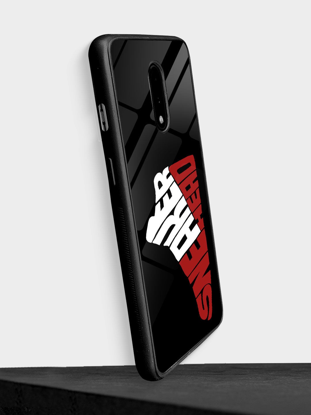 

macmerise OnePlus 7 Sneakerhead Chicago Glass Back Case, Black