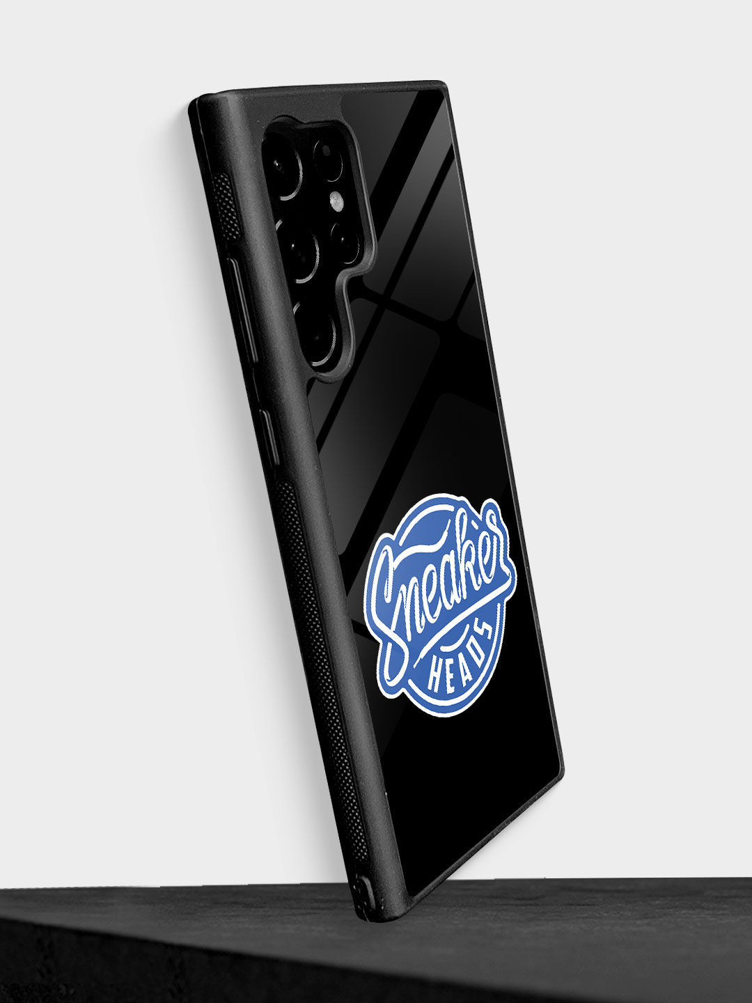 

macmerise Sneakerhead Badge Samsung S22 Ultra Back Case, Black
