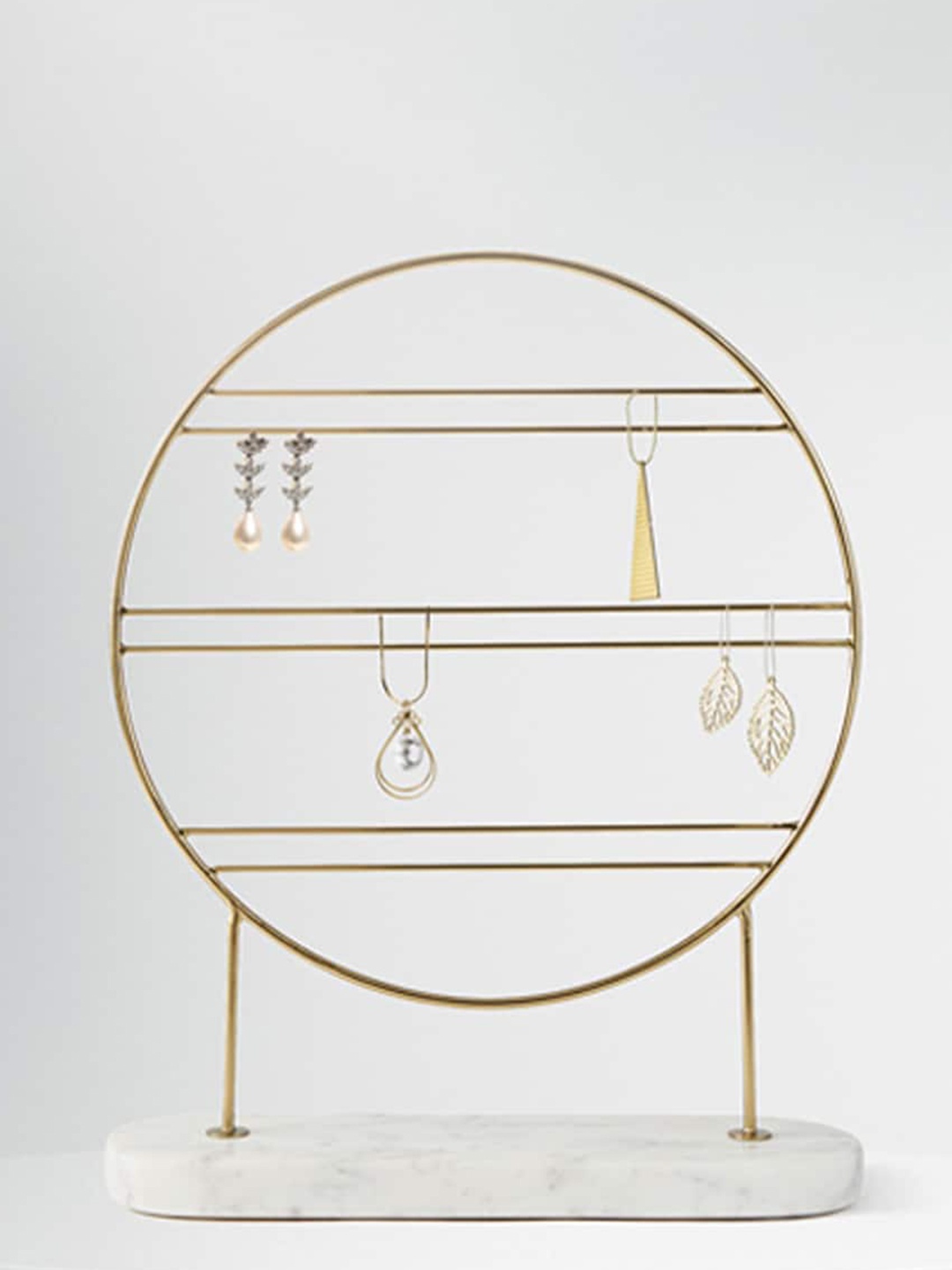 

Anko Gold-toned Metal Round Marble Jewel Hanger