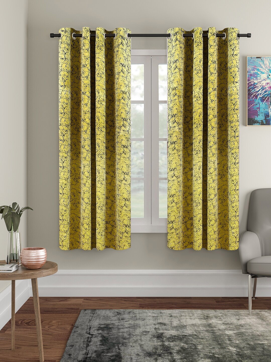

Cortina Green & Black 2 Pieces Printed Room Darkening Velvet Window Curtains