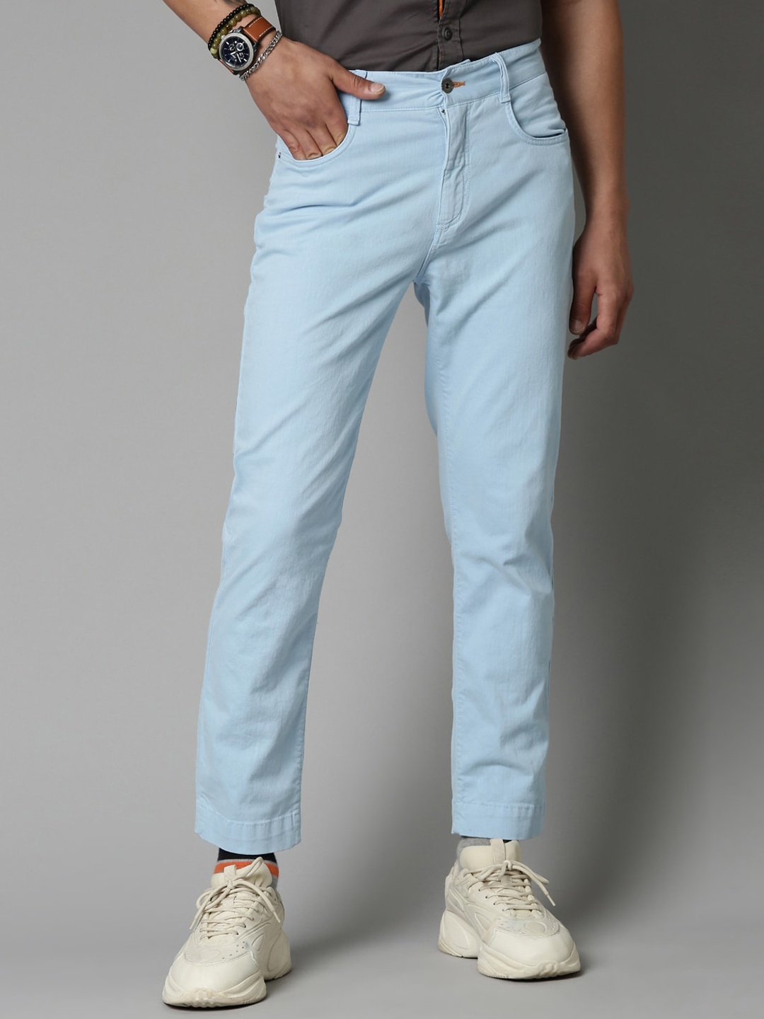 

Breakbounce Men Blue Comfort Slim Fit Chino Trousers