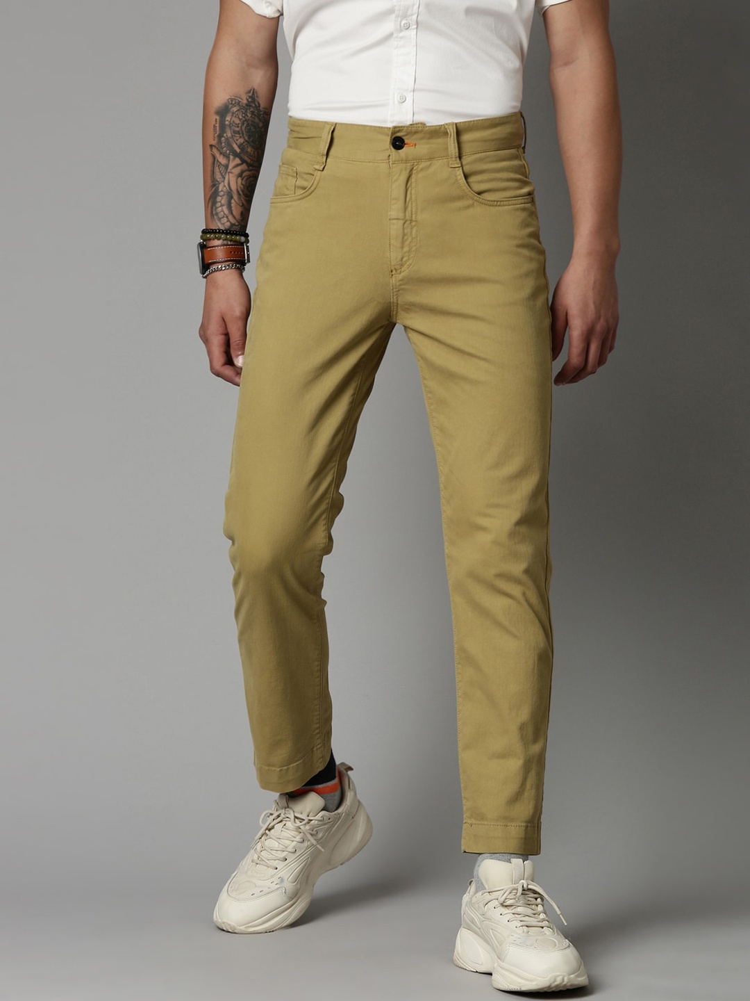 

Breakbounce Men Khaki Comfort Slim Fit Trousers