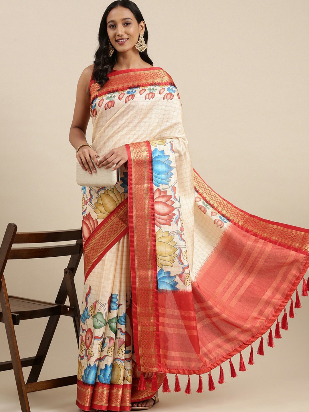 

CLEMIRA Checked Zari Saree, Cream