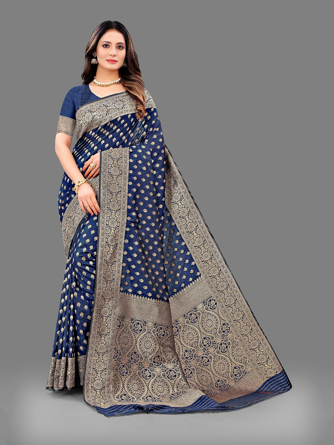 

CLEMIRA Ethnic Motifs Woven Design Zari Silk Blend Saree, Navy blue