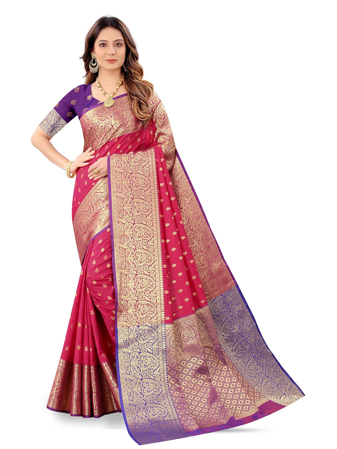 

CLEMIRA Woven Design Zari Silk Blend Saree, Red
