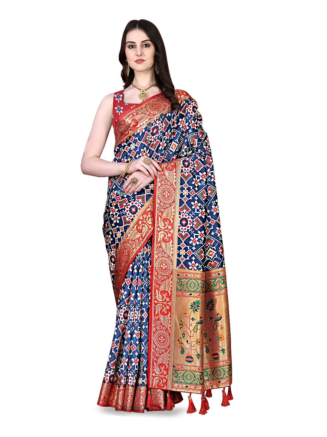 

CLEMIRA Ethnic Motifs Printed Zari Saree, Navy blue
