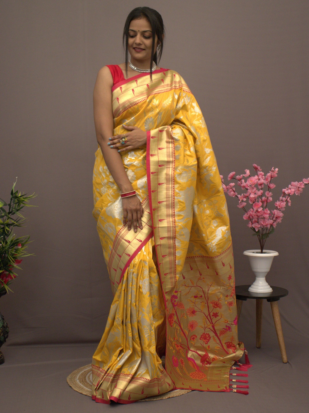 

CLEMIRA Floral Woven Design Zari Saree, Yellow