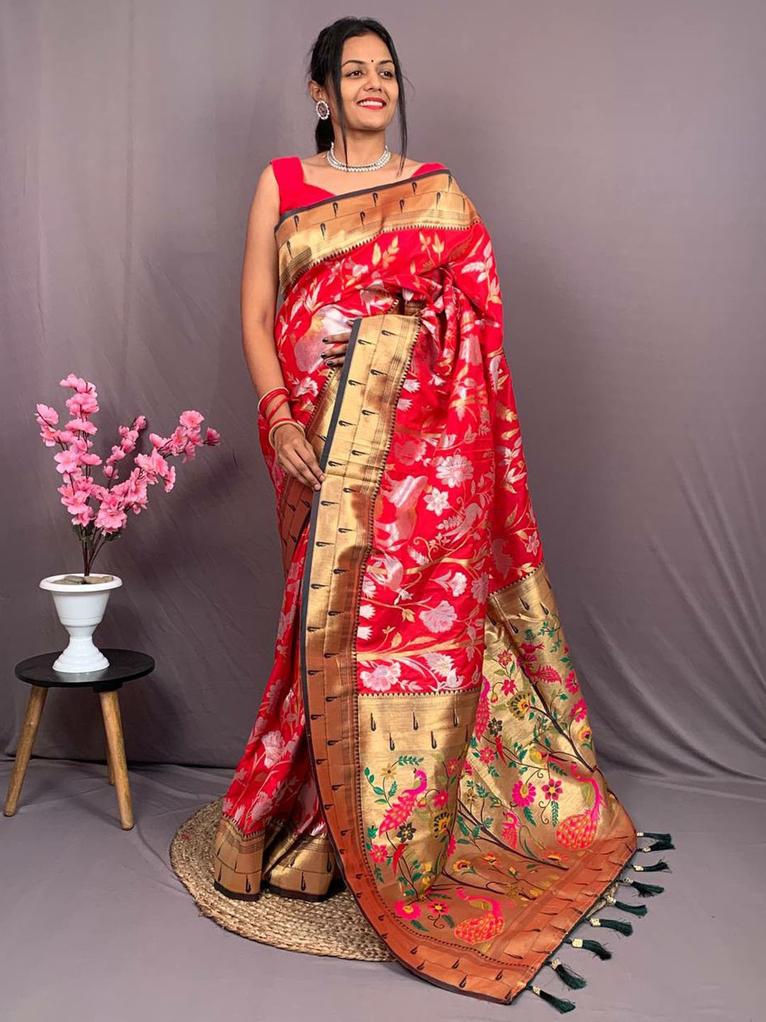 

CLEMIRA Floral Woven Design Zari Saree, Red