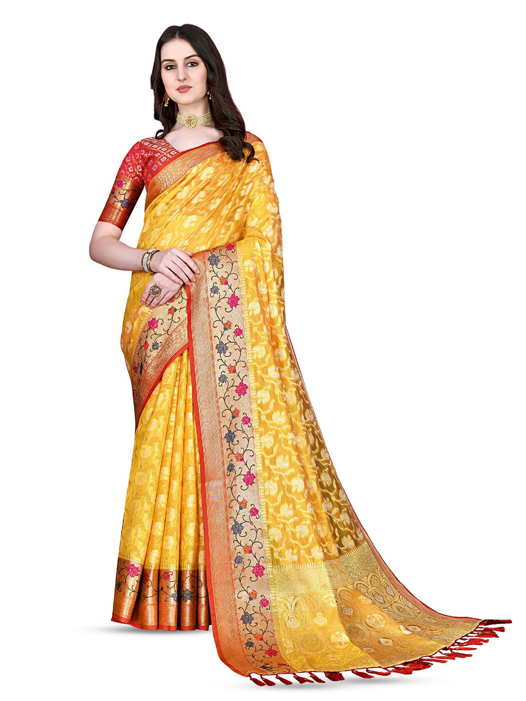 

CLEMIRA Woven Design Zari Saree, Yellow