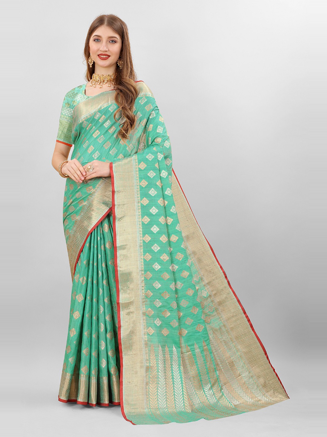 

CLEMIRA Woven Design Zari Silk Blend Saree, Green