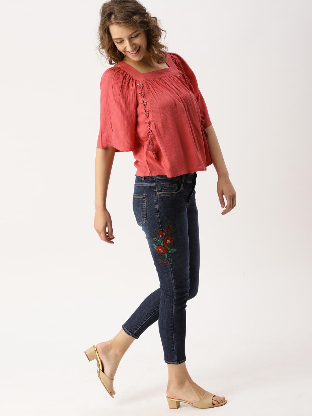 

DressBerry Women Blue Slim Fit Mid-Rise Clean Look Stretchable Cropped Jeans