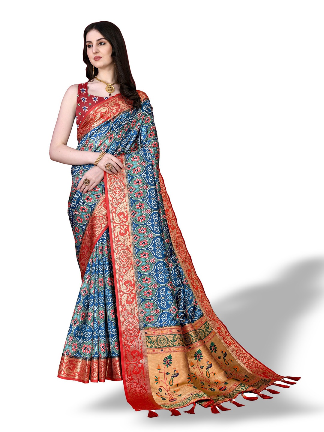 

CLEMIRA Ethnic Motifs Zari Saree, Blue