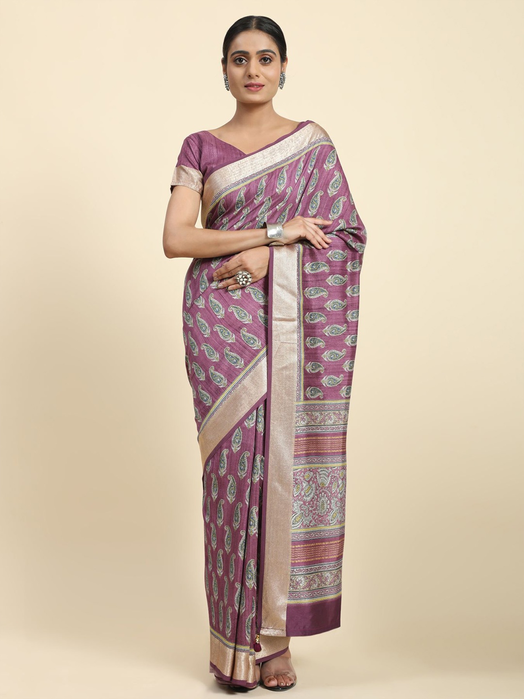 

Phenav Ethnic Motifs Printed Zari Brasso Saree, Brown