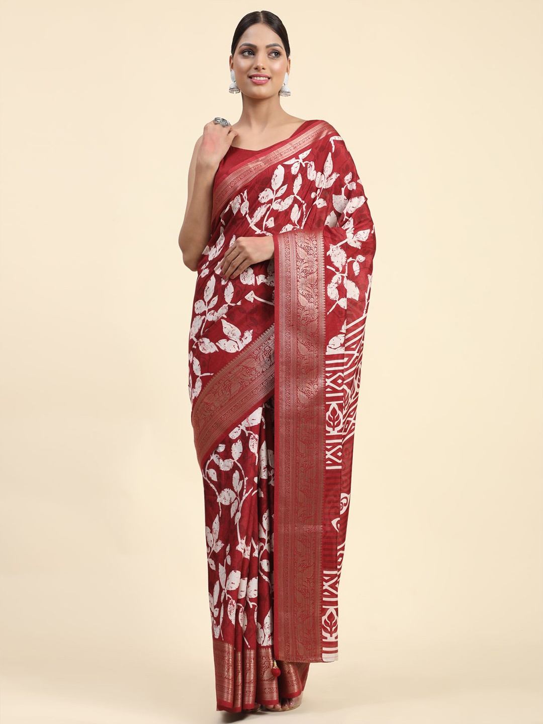 

Phenav Floral Printed Zari Brasso Saree, Red