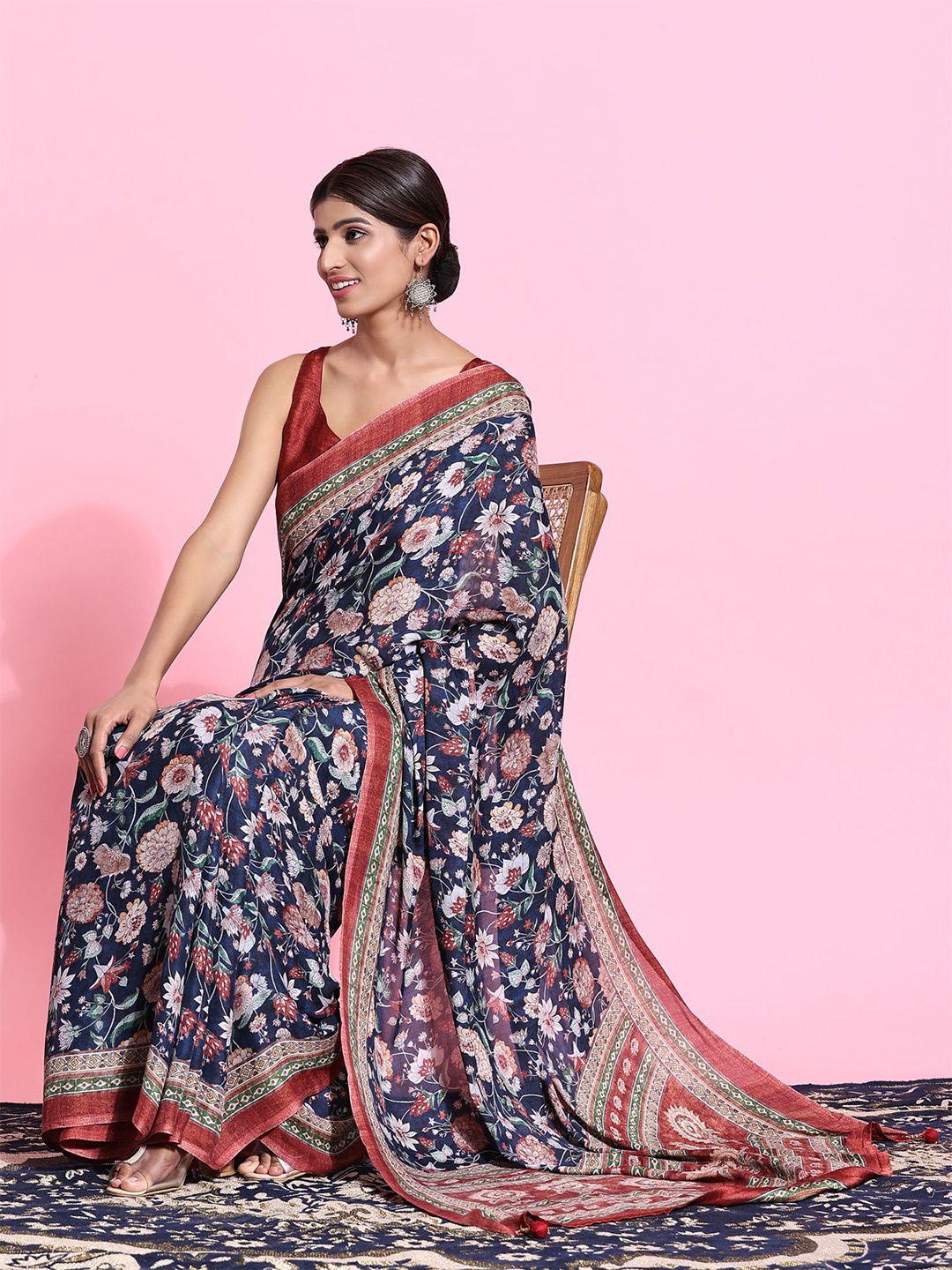 

Phenav Floral Printed Brasso Saree, Navy blue