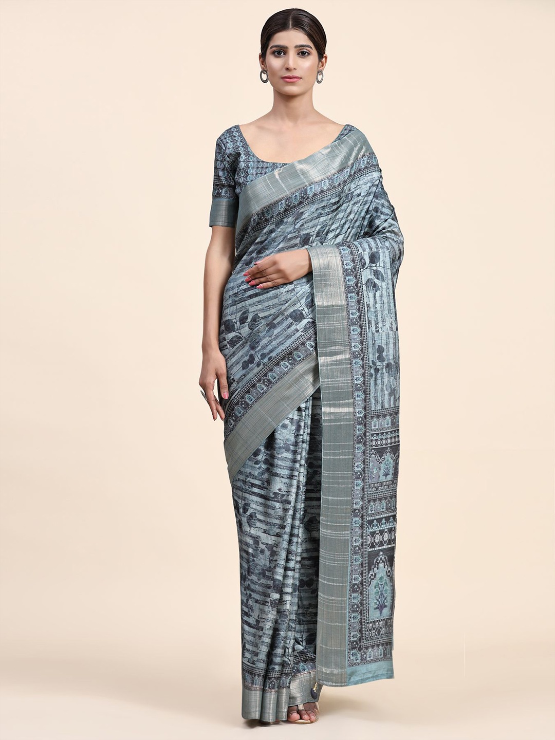 

Phenav Floral Printed Zari Brasso Saree, Grey