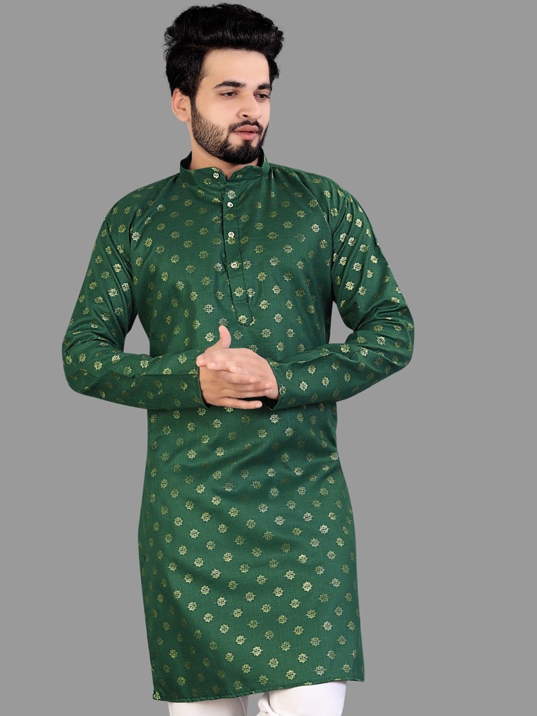 

CELLUX Woven Design Long Sleeves Kurta, Green