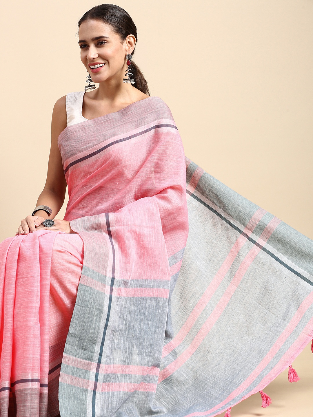

VISHNU WEAVES Woven Design Pure Cotton Taant Saree, Pink