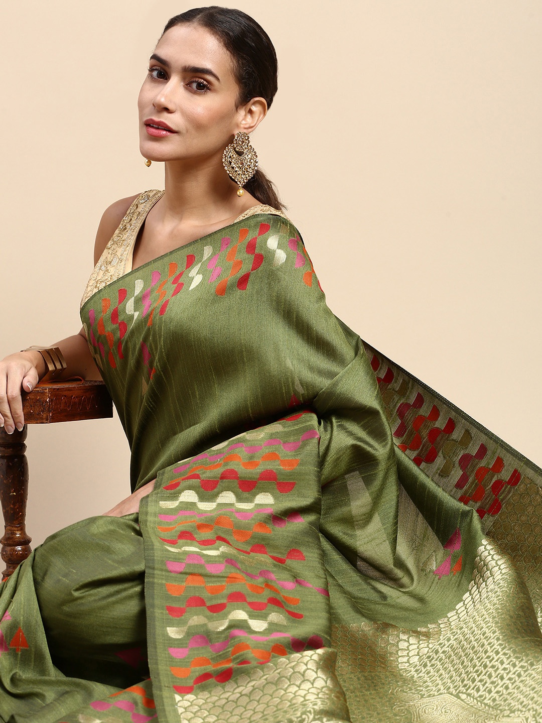

VISHNU WEAVES Woven Design Zari Banarasi Saree, Olive